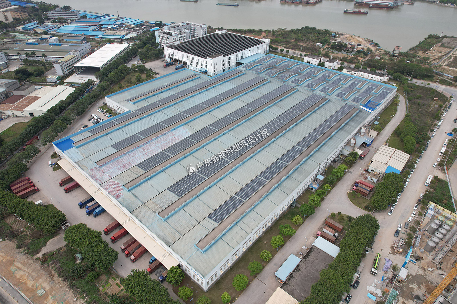 大跨度鋼結(jié)構(gòu)廠房的結(jié)構(gòu)分析 大跨度鋼結(jié)構(gòu)廠房的結(jié)構(gòu)分析